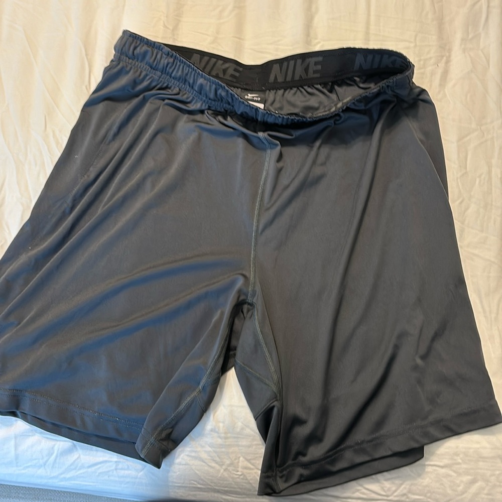 Xl Nike shorts in great condition